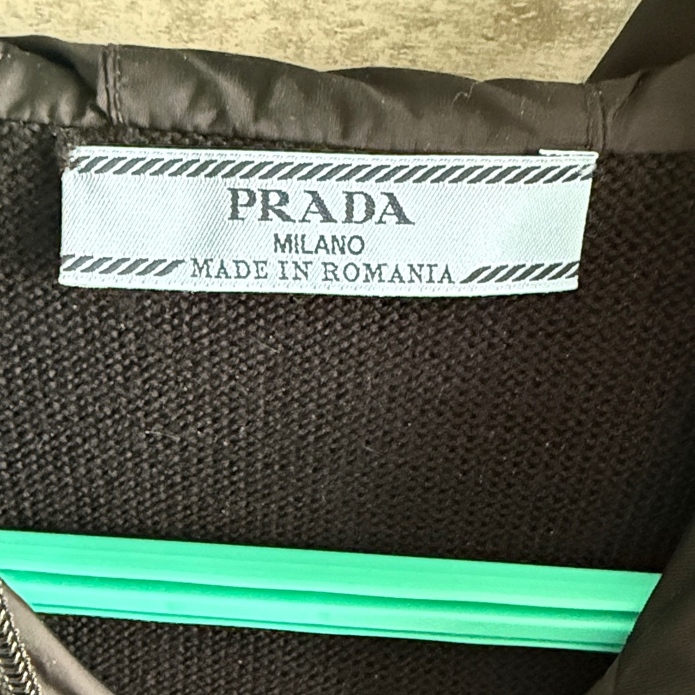 Prada Black jacket - Picture 3 of 9
